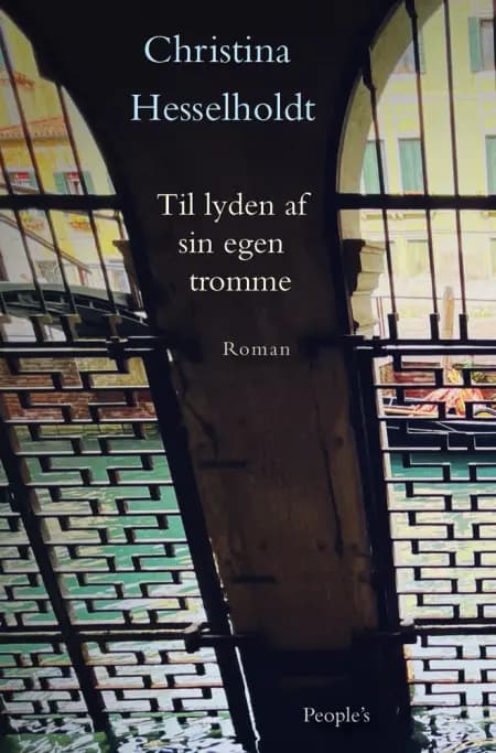 Til lyden af sin egen tromme af Christina Hesselholdt