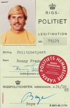 Politiets hemmelige våben af Benny Frederiksen