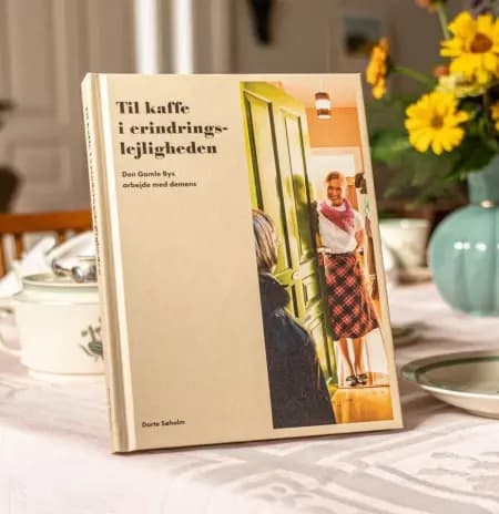 Til kaffe i erindringslejligheden af Dorte Søholm