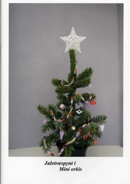 Juletræspynt i Mini orkis af Hanne Lis Madsen