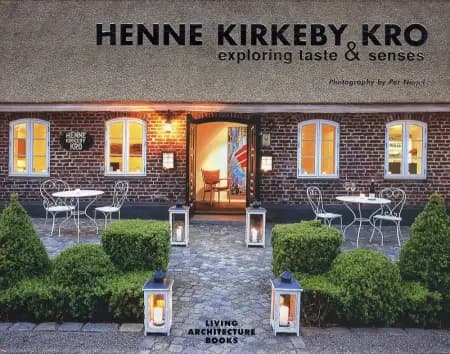 Henne Kirkeby Kro af Per Nagel