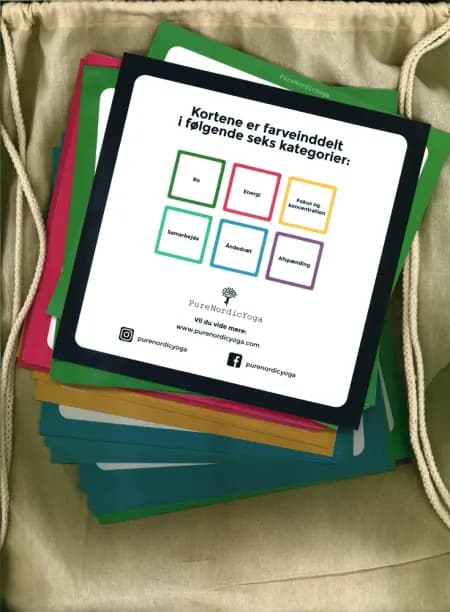 Pute Nordic Yogakort af Hanne Mouritsen